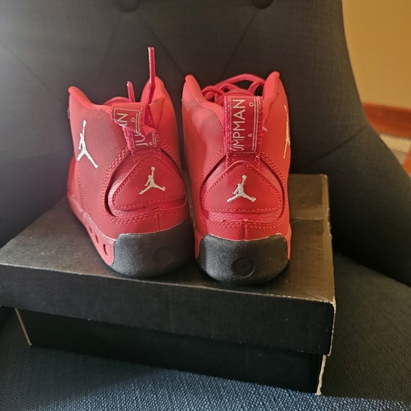 Air Jordans Jumpman Pro Kids Red Basketball Shoes - Picture 3 of 11